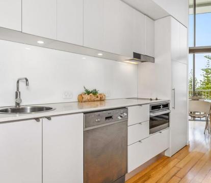 Photo of Resort Rooms at Bells Boulevard