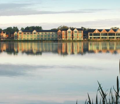 Photo of De Vere Cotswold Water Park