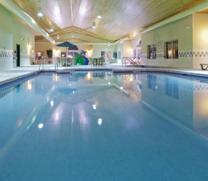 Photo of Country Inn & Suites by Radisson, Green Bay East, WI