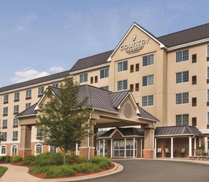 Photo of Country Inn & Suites by Radisson, Grand Rapids East, MI