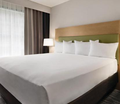 Photo of Country Inn & Suites by Radisson, Detroit Lakes, MN