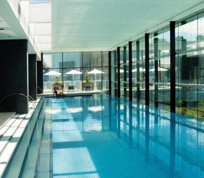 Photo of Crown Promenade Melbourne