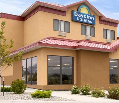 Photo of Days Inn & Suites by Wyndham Bozeman