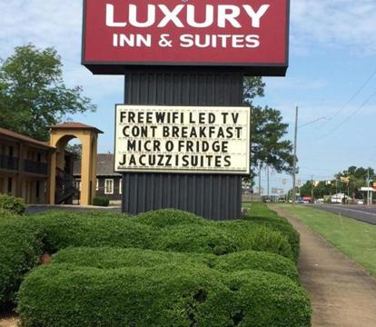 Photo of Luxury Inn & Suites