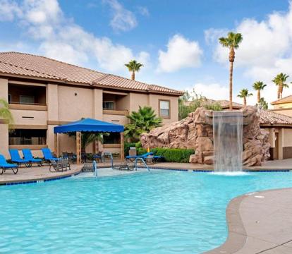 Photo of Desert Paradise Resort