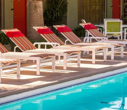 Photo of Desert Riviera Hotel