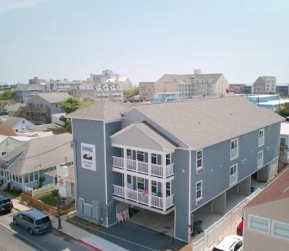 Photo of Dhimas Bayview Suites - New Building