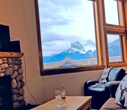 Photo of Downtown Loft, Mountain Views, Fireplace, Couple's Retreat, Walker's Paradise