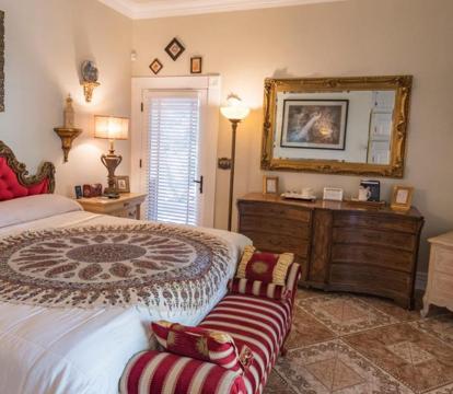 Escape to Romance: Unwind at Our Handpicked Selection of Romantic Hotels in Tucson (Arizona)