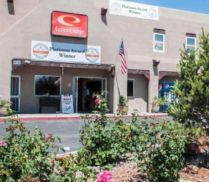 Photo of Econo Lodge Old Town Albuquerque