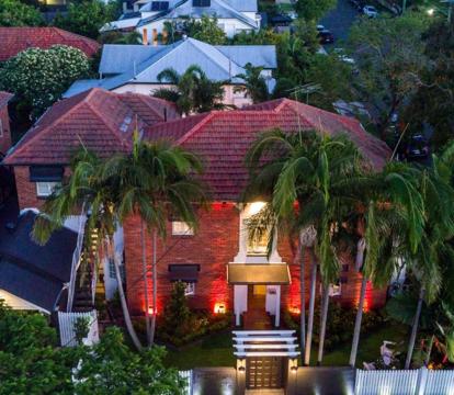 Photo of Edward Lodge