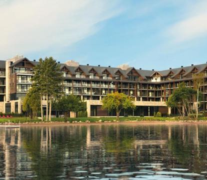 Photo of Entourage sur-le-Lac