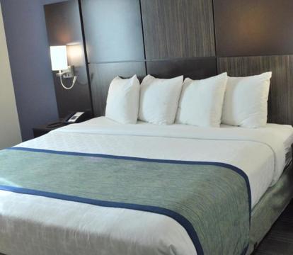 Photo of Falmouth Inn