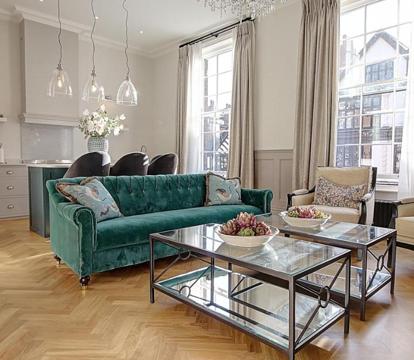 Photo of ch1 boutique stays - Roman bath suite