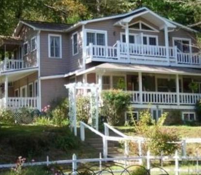 Photo of Folkestone Inn