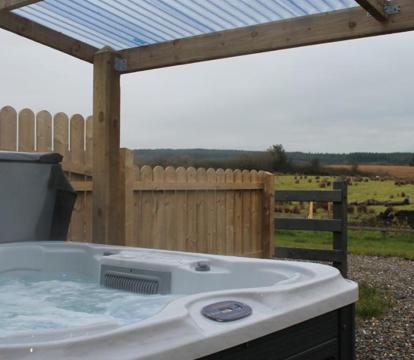 Photo of Forest View Cottage & Private Hot tub