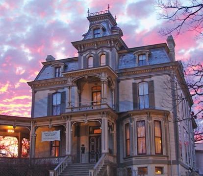 Best Adults-Only hotels in Hannibal (Missouri)