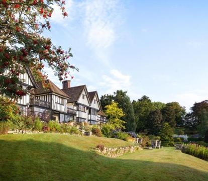 Best hotels with Babysitting and Childcare services in Devon for adults who need a break to relax and unwind together.