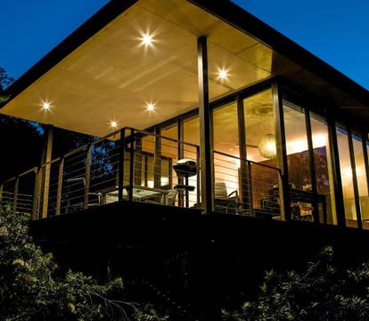 Photo of Glass On Glasshouse