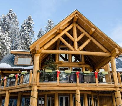 Photo of Golden Acres Mountain Lodge