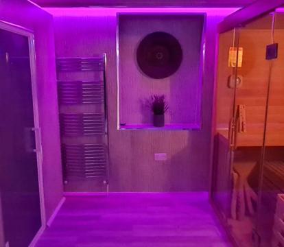 Photo of Golden Crown spa suite with private hot tub and thermal suite