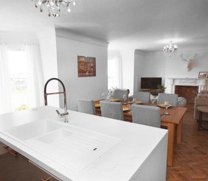 Photo of Grade 2 Listed Apartment, Southport Promenade