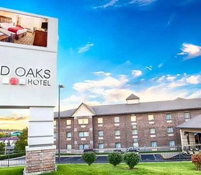 Photo of Grand Oaks Hotel