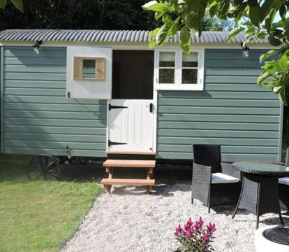 Photo of Greatwood Shepherds Hut