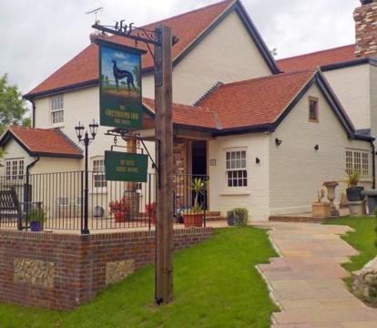 Adults Only Hotels in Edenbridge (Kent)