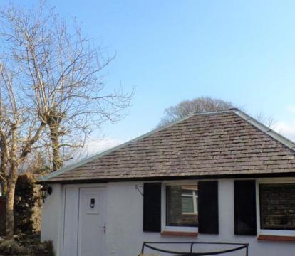 Photo of Groom's Cottage