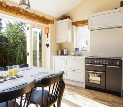 Photo of Grooms Lodge, Chipping Campden - Taswell Retreats