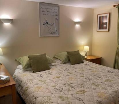Adults Only Hotels in Shrewton (Wiltshire)