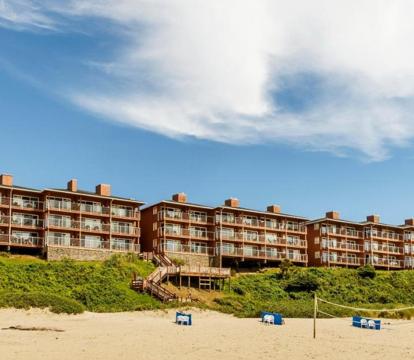 Photo of Hallmark Resort in Cannon Beach