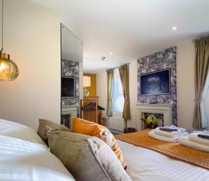 Photo of Hambrook House Canterbury - NEW luxury guest house with spa tub