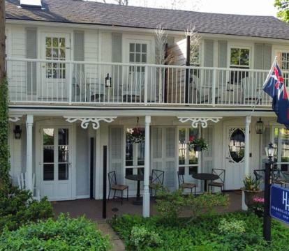 Photo of Harrogate House Inn, Circa 1818