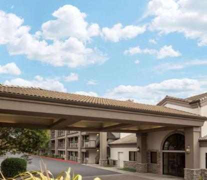 Photo of Hawthorn Suites by Wyndham Napa Valley