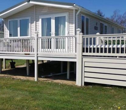 Photo of Hawthorn Hot tub Lodge Northumberland