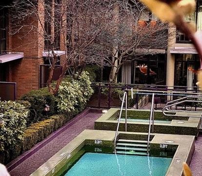 Photo of L'Hermitage Hotel