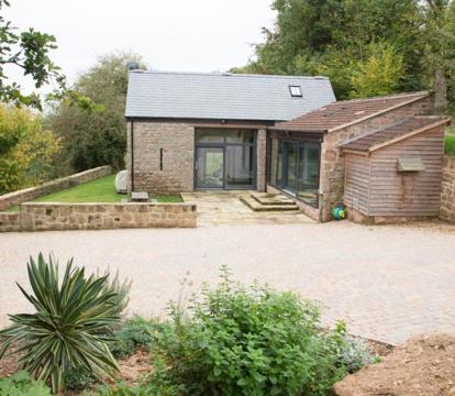 Photo of High View Barn