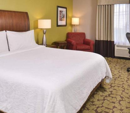 Best hotels with Hot Tub in room in Carmel (Indiana)