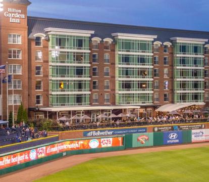 Photo of Hilton Garden Inn Manchester Downtown