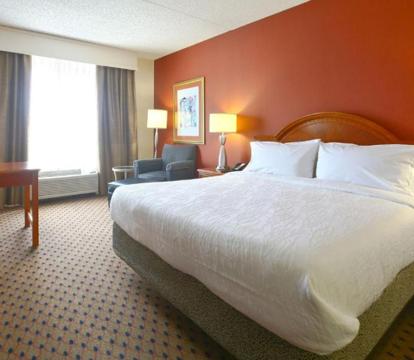 Best hotels with Hot Tub in room in Secaucus (New Jersey)