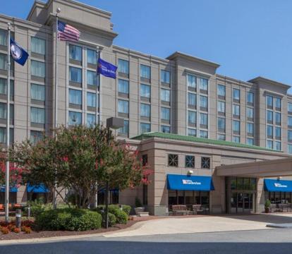 Photo of Hilton Garden Inn Virginia Beach Town Center