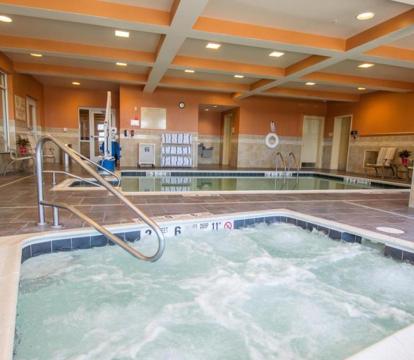 Best hotels with Hot Tub in room in Watertown (New York State)