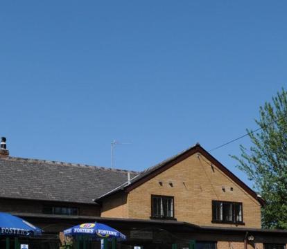 Photo of Hogs Head Hotel