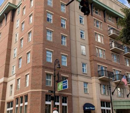 Photo of Holiday Inn Express Savannah - Historic District, an IHG Hotel