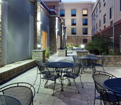 Best hotels with Hot Tub in room in Aberdeen (South Dakota)