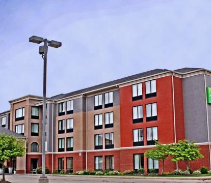 Photo of Holiday Inn Express Hotel & Suites Cape Girardeau I-55, an IHG Hotel