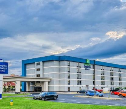 Photo of Holiday Inn Express Hotel & Suites Pigeon Forge, an IHG Hotel