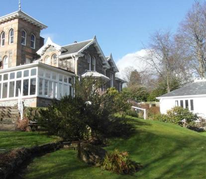 Photo of Holly Lodge